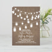 Rustikale String Lights Burlap Engagement Party Einladung (Stehend Vorderseite)