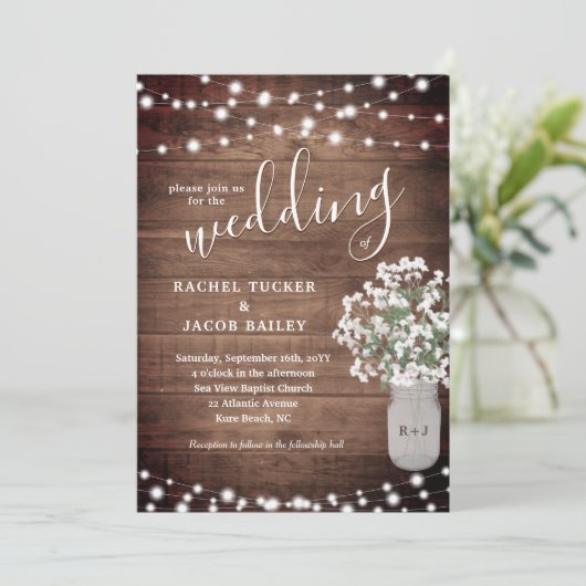 Rustikale String Lights & Floral Vase von Babys At Einladung (Stehend Vorderseite)