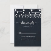 Rustikale String Lights Kalligraphie-UAWG RSVP Karte (Vorderseite)