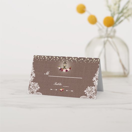 Rustikale String Lights Lace Burlap-Tischnummer Platzkarte (Vorderseite)