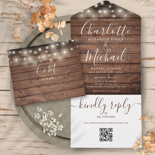 Rustikale String Lights QR Code Monogram Wedding All In One Einladung