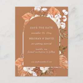 Rustikale Terracotta Boho Pampas Arched Wedding Ankündigungspostkarte