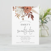 Rustikale Terracotta Florals Sweet 16 Party Einladung (Stehend Vorderseite)