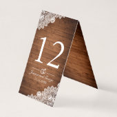 Rustikale Tischnummer aus Holz und Weißspitzen (Rückseite)