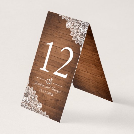 Rustikale Tischnummer aus Holz und Weißspitzen (Vorderseite)