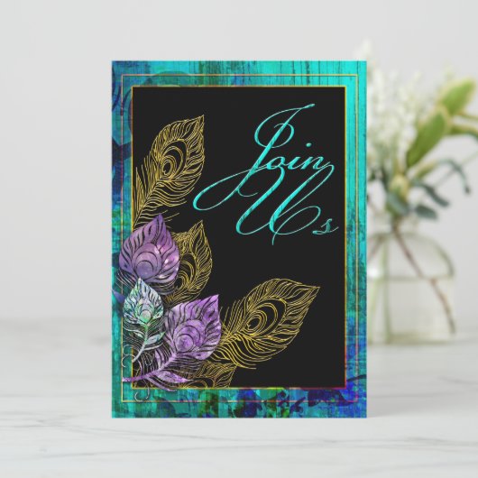 Rustikale Türkis-Holz-und Pfau-Feder Einladung (Stehend Vorderseite)