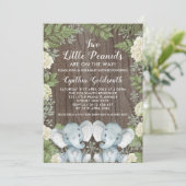 Rustikale Twins Elefant Neutral Greenerity Baby Du Einladung (Stehend Vorderseite)