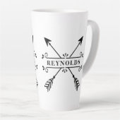 Rustikale überkreuzte Pfeile mit Name-ID615 Milchtasse (Rechte Ecke)