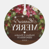 Rustikale Verheiratete und fröhliche Weihnachtsver Ornament Aus Glas (Rückseite)