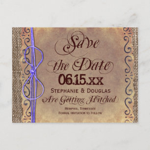 Rustikale Vintage-Save-the-Date-Postkarten in Lila Ankündigungspostkarte