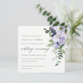 Rustikale Violette Lila Blütenblätter Einladung (Stehend Vorderseite)