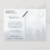 Rustikale Wälder Blaue Pinien Hochzeit speichern d Ankündigungspostkarte (Rückseite)