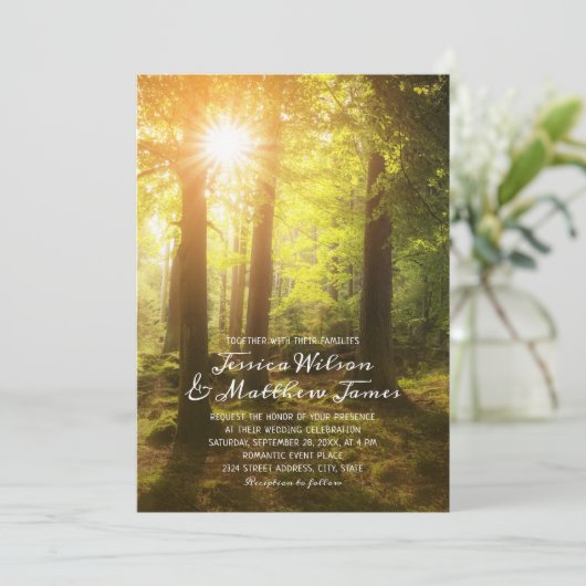 Rustikale Waldfrühlingshöhe Grün Land Hochzeit Einladung (Stehend Vorderseite)