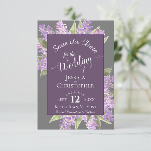 Rustikale Wasserfarben Lilacs Calligraphy Gray Wed Save The Date (Stehend Vorderseite)