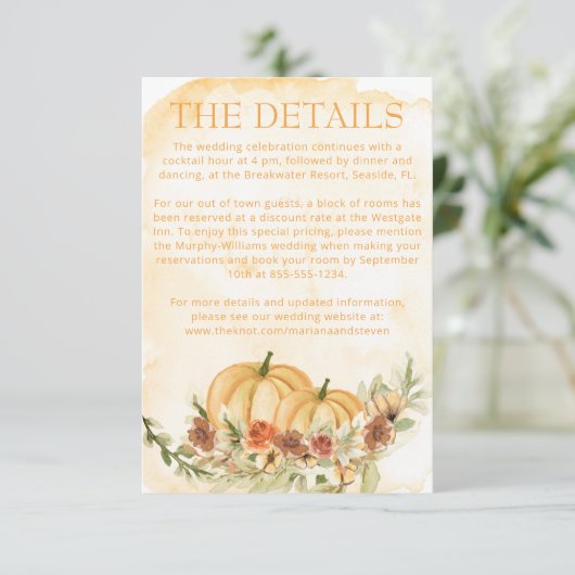 Rustikale Wasserfarbenfallpumpendetails Hochzeit E Begleitkarte (Stehend Vorderseite)