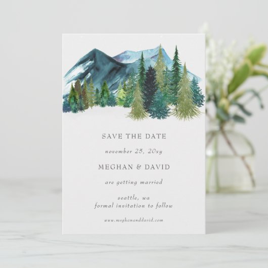Rustikale Wasserfarbengebirge Pine Save the Date Einladung (Stehend Vorderseite)