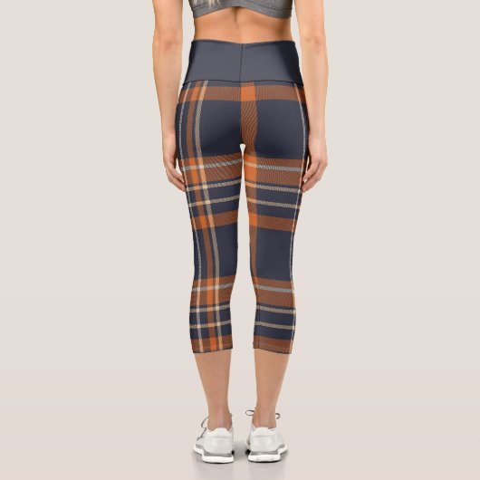 Rustikale Weihnachten/Winter kariert Capri Leggings (Rückseite)