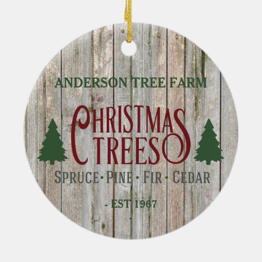 Rustikale Weihnachtsbaumfarm Ihr Name Keramik Ornament (Hinten)