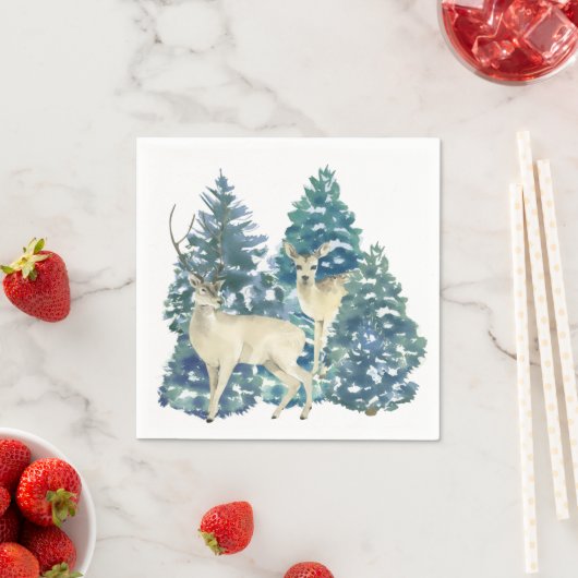 Rustikale Weihnachtsdekoration mit Schnee und Hirs Serviette (Beispiel)