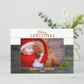 Rustikale Weihnachtsfeiertagskarte aus Holz Feiertagskarte (Stehend Vorderseite)