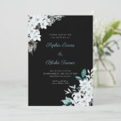 Rustikale Weiße Blume Boho Black Wedding Einladung (Stehend Vorderseite)