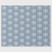 Rustikale weiße Schneeflocken Dusty Blue Geschenkpapier (Flach)