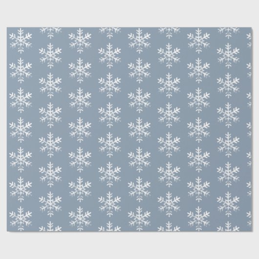Rustikale weiße Schneeflocken Dusty Blue Geschenkpapier (Flach)