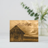 rustikale Western Bauernhof alte Scheune Hochzeit Einladungspostkarte (Stehend Vorderseite)
