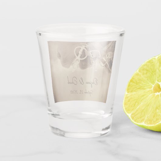 Rustikale Western Brown Horse Wedding Schnapsglas (Rückseite)