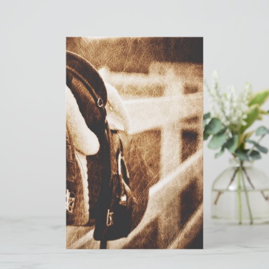 Rustikale Western-Cowboy-Sattelhochzeit (Stehend Vorderseite)