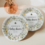 Rustikale Wildblume Babydusche Papierplatte Pappteller<br><div class="desc">Diese Teller sind perfekt für Ihre Bienendusche! Ändern Sie einfach den Namen und das Datum! Sehen Sie sich die gesamte Bienen-Wildblume-Kollektion an,  um mehr passende Artikel zu finden!</div>