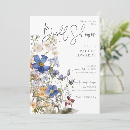 Rustikale Wildblumen Aquarellfarben Brautparty Einladung (Stehend Vorderseite)