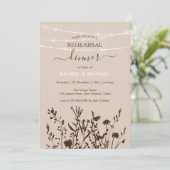 Rustikale Wildblumen String Lights Probe Abendesse Einladung (Stehend Vorderseite)