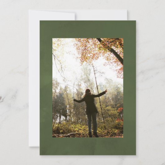 Rustikale Wildwälder-Grünen Feier des Lebens Einladung (Rückseite)