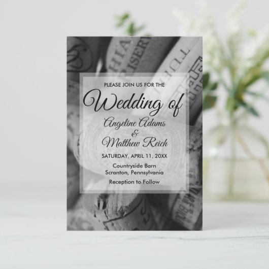 Rustikale Wine Cork Hochzeit Einladung (Stehend Vorderseite)