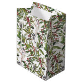 Rustikale Winter Berries Weihnachten Mittlere Geschenktüte (Vorderseite Schrägansicht)