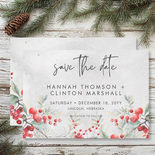 Rustikale Winter Holly & Pine Wedding Save The Date