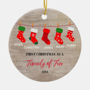 Rustikale Winterfamilie aus fünf Socken Keramik Ornament