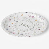 Rustikale winzige Blume Monogramm Hochzeitspapier Pappteller (Schrägansicht)
