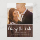 Rustikale Wood Script Hochzeit Postkarte (Vorderseite)