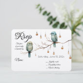 Rustikale Woodland Love Birds Romantische Hochzeit RSVP Karte (Stehend Vorderseite)