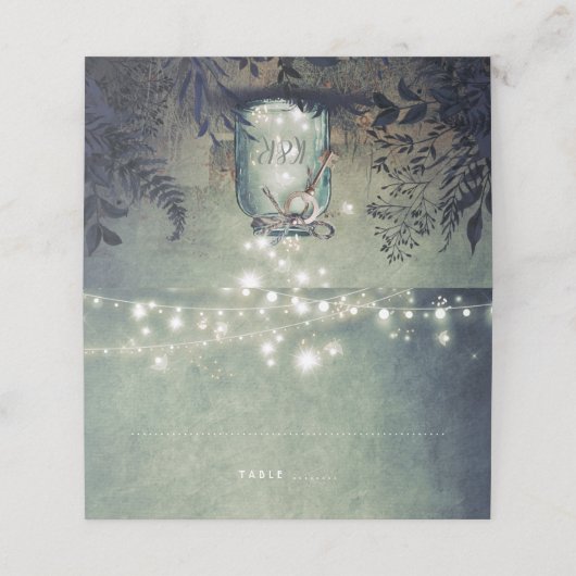 Rustikale Woodland Night Lights Hochzeit Platzkarte (Außenseite Aufgefaltet)