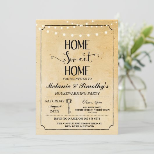 Rustikale Zuhause Sweet Zuhause Housewarming Einla Einladung (Stehend Vorderseite)