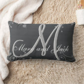 Rustikale Zwischenablage 3d Monogramm Lendenkissen (Decke)