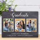 Rustikaler Abschluss FotoCollage Keepake Fotoplatte<br><div class="desc">Feiern Sie Ihren Absolvent und geben Sie ein besonderes personalisiertes Geschenk mit dieser individuellen Foto Collage Abschluss-Plakette. Diese einzigartige Collage Foto Graduiertenplakette wird ein wertvoller Sake sein. Personalisieren Sie Ihre Lieblings-Senior-oder Uni-Fotos, und personalisieren Sie mit geschlossen Jahr, Name, High School oder Uni. Siehe 'Personalisieren Sie diese Vorlage', um Fotos zu...</div>