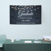Rustikaler Abschluss mit Holzstring Lights Banner (Messeveranstaltung)