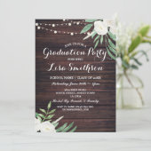 Rustikaler Abschluss Weiße Blume Lights Wood einla Einladung (Stehend Vorderseite)