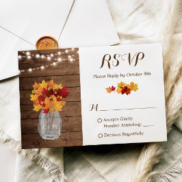 Rustikaler Autumn String Lights Mason Jar Wedding RSVP Karte