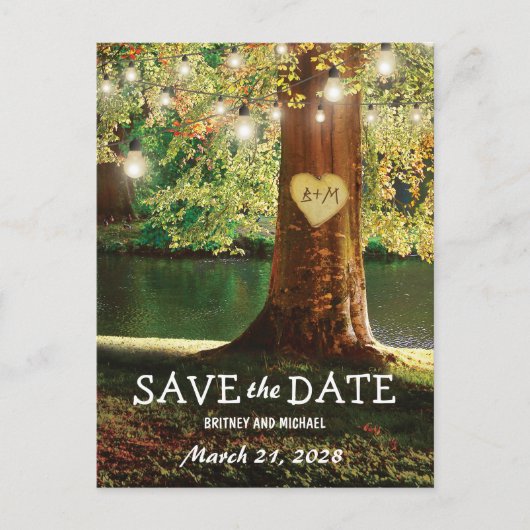 Rustikaler Bergsee Twinkle Leuchten Save the Date Ankündigungspostkarte (Vorderseite)