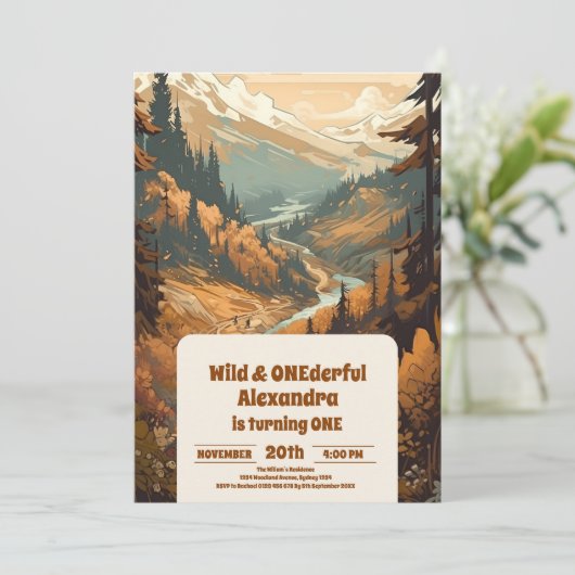 Rustikaler Bergwald Evergreen 1. Geburtstag Einladung (Stehend Vorderseite)